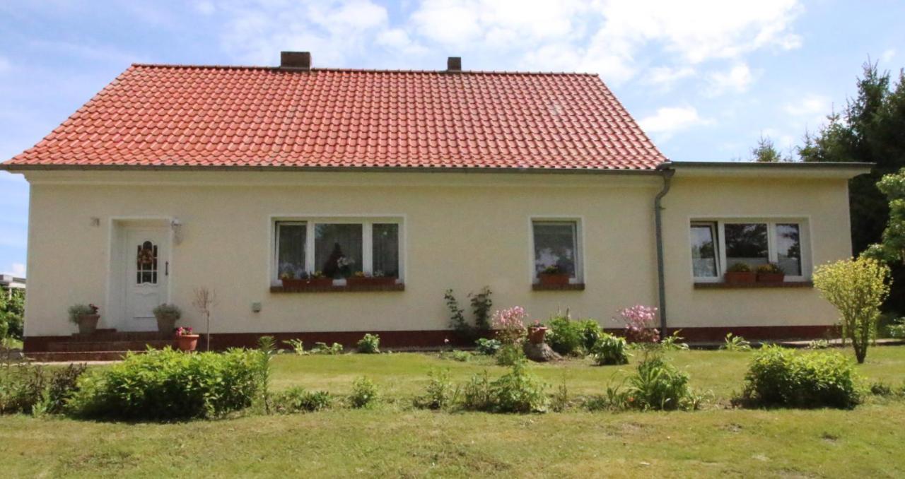 Ferienwohnung An Den Tannen Bartelshagen  Экстерьер фото